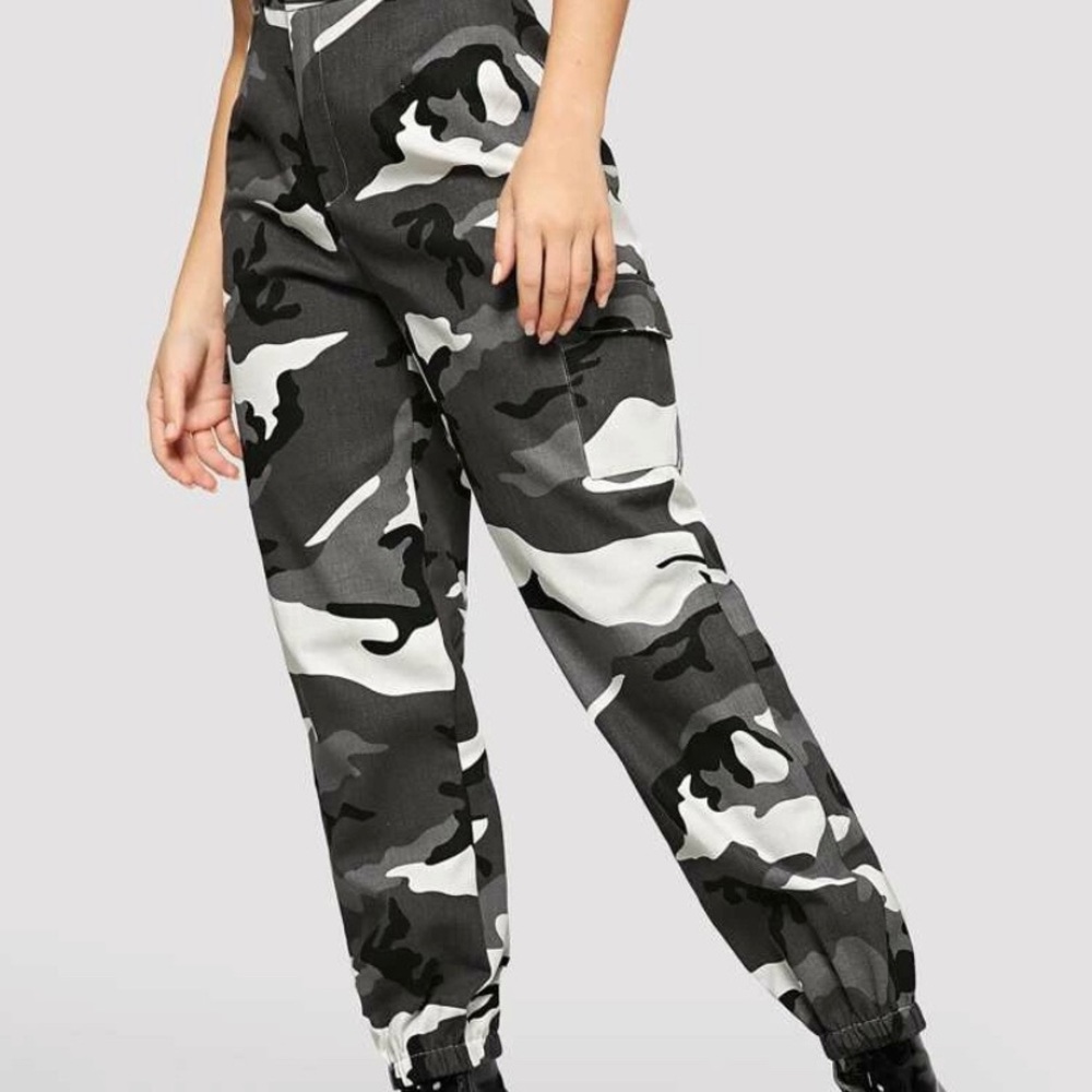Camo pants